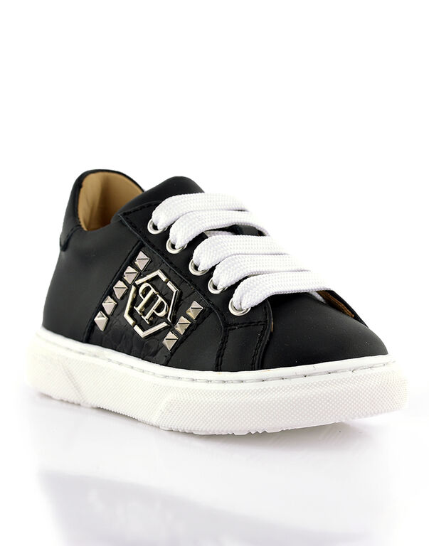 SNEAKERS BOX SOLE LACE HEXAGON STUDS black