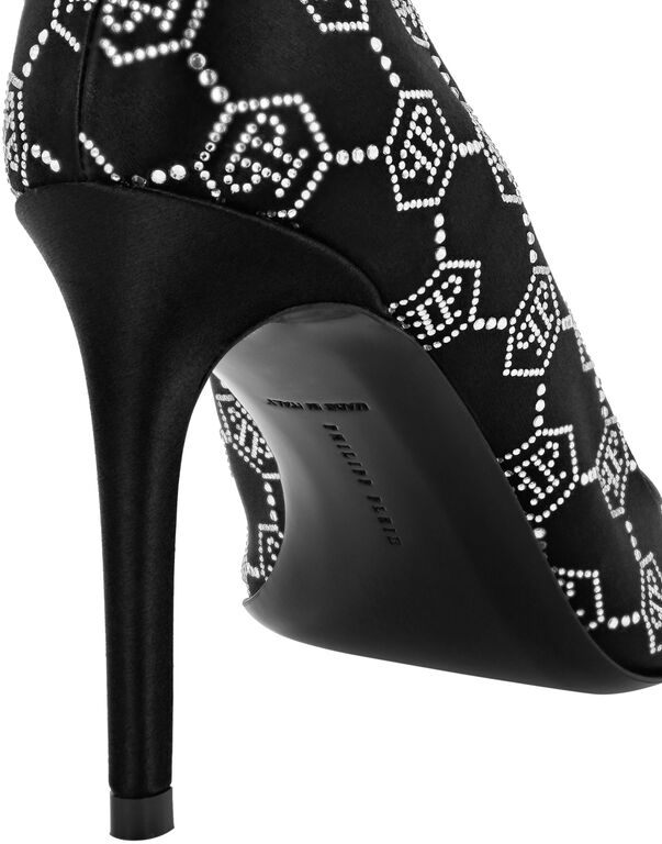 3237-satin-decollete-mid-heels-strass-monogram-black-crystal-1.jpg
