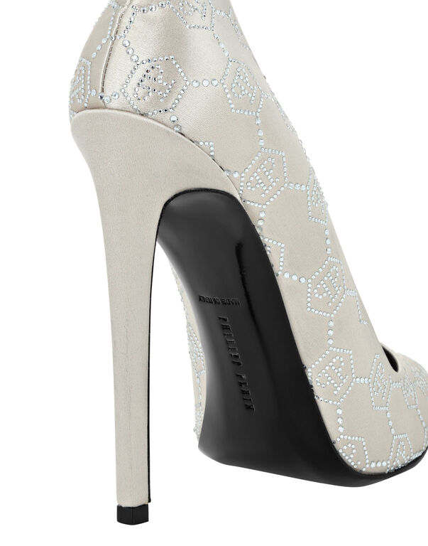 3263-satin-decollete-hi-heels-monogram-strass-beige-1.jpg