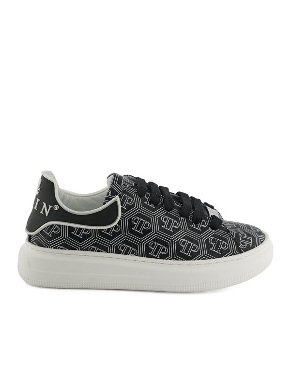 Leather Lo-Top Sneakers Monogram black / white