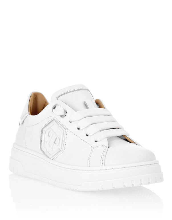 Leather Lo-Top Sneakers Hexagon white