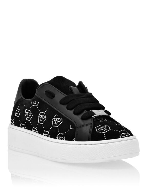 Suede Lo-Top Sneakers Monogram Strass black / crystal