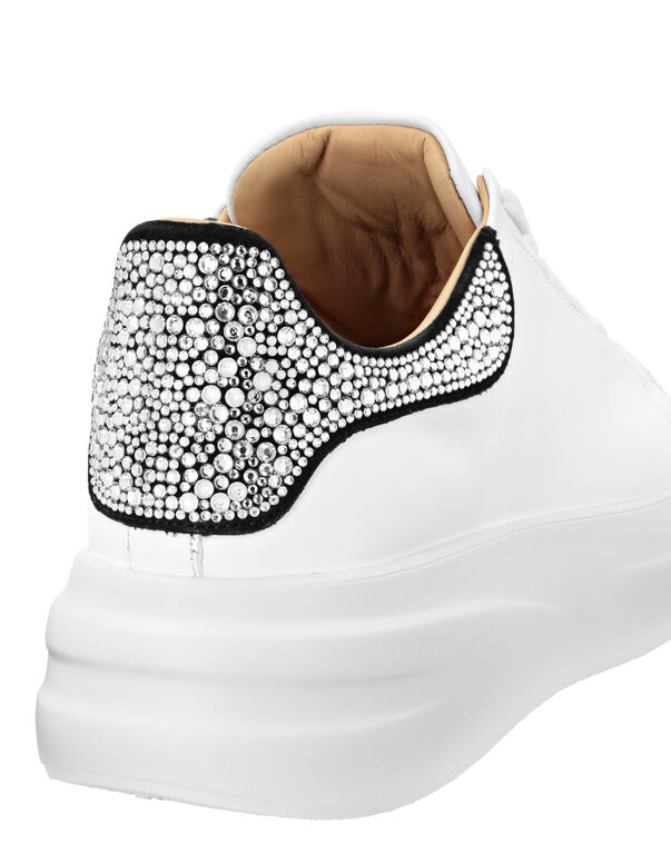 3636-low-top-sneakers-monogram-strass-white-black-1.jpg