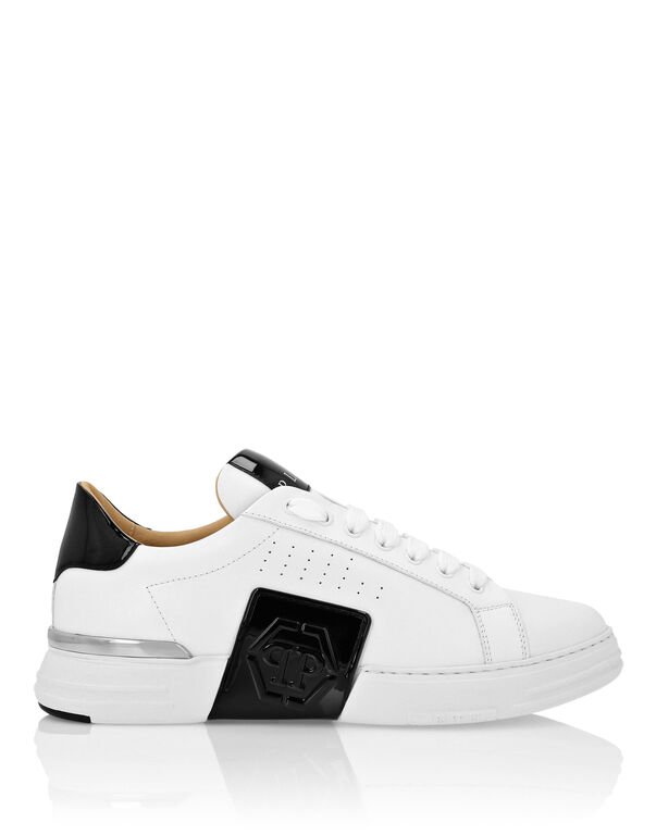 3639-lo-top-leather-sneakers-phantom-kick-white-1.jpg