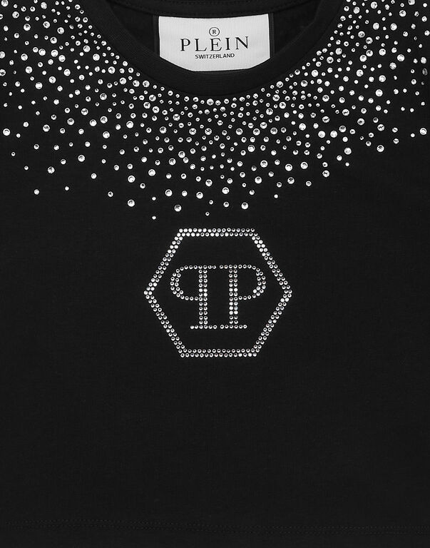 3668-cropped-t-shirt-strass-round-neck-ss-hexagon-black-1.jpg