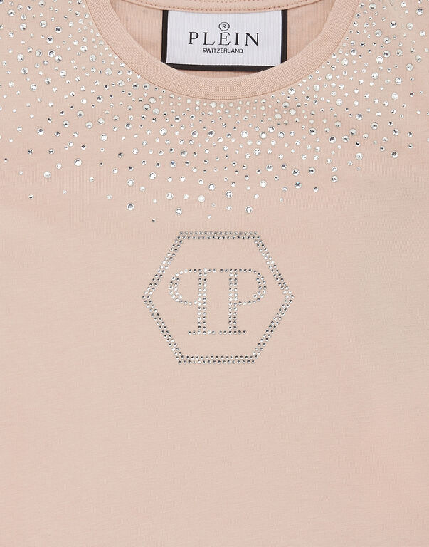3693-cropped-t-shirt-strass-round-neck-ss-hexagon-nude-pink-1.jpg