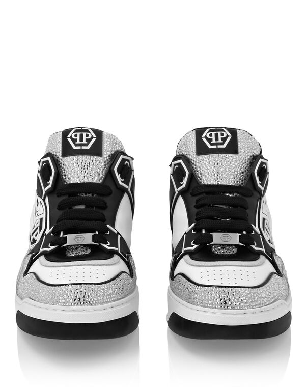 Leather Low-Top Sneakers Moon Walker white / black