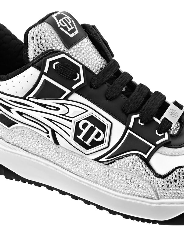 3913-leather-low-top-sneakers-moon-walker-white-black-1.jpg