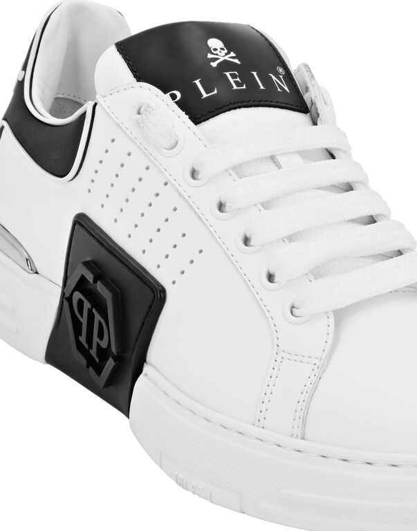 3971-nappa-leather-sneakers-low-top-hexagon-white-black-1.jpg
