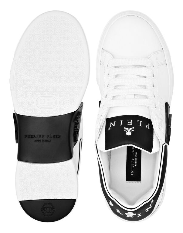 3971-nappa-leather-sneakers-low-top-hexagon-white-black-1.jpg
