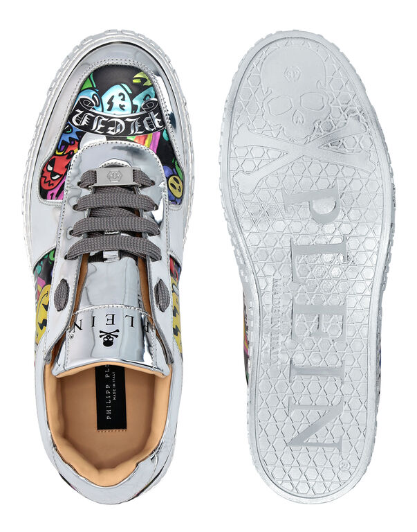 4025-mirror-leather-lo-top-sneakers-smile-silver-1.jpg