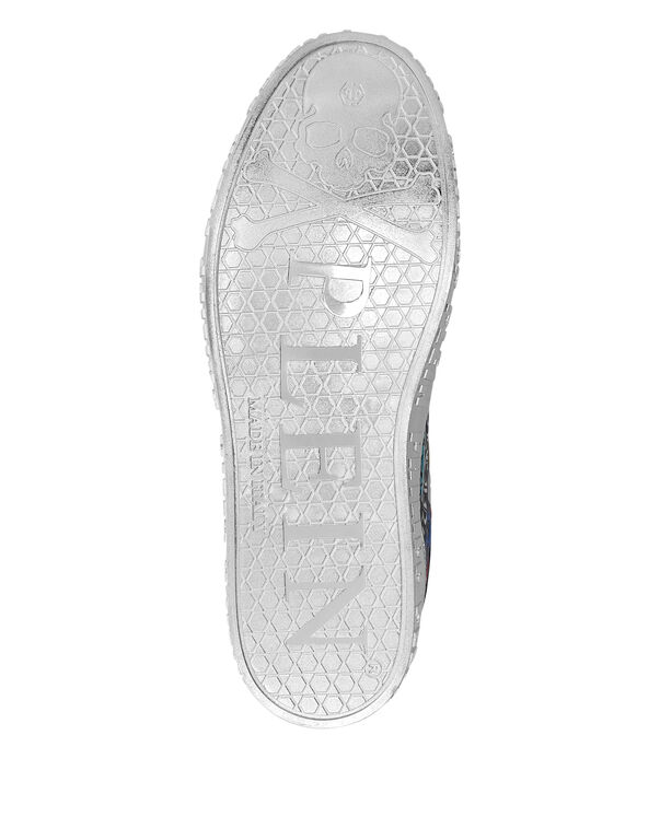4025-mirror-leather-lo-top-sneakers-smile-silver-1.jpg