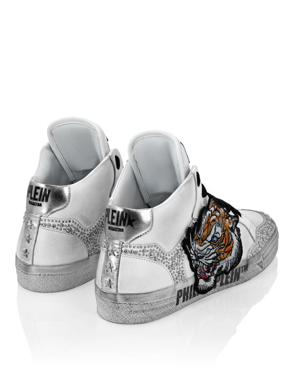 413-leather-hi-top-sneakers-retrokickz-tiger-white-black-1.jpg