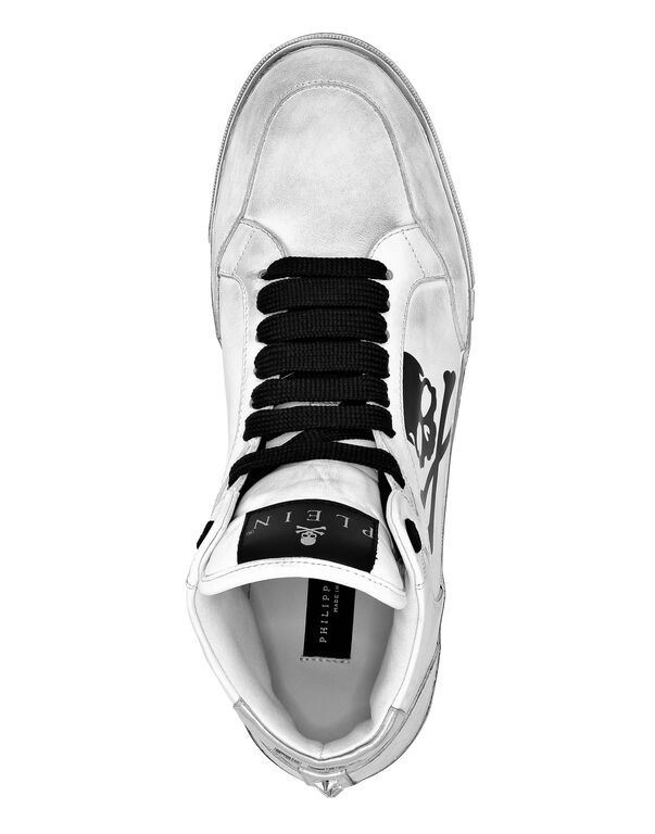 420-leather-mid-top-sneakers-retrokickz-tm-1.jpg