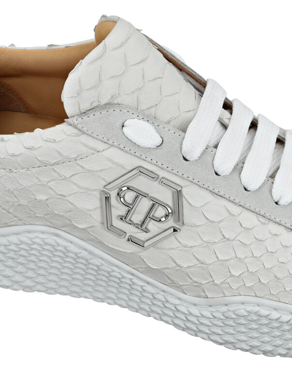 517-python-suede-runner-white-1.jpg