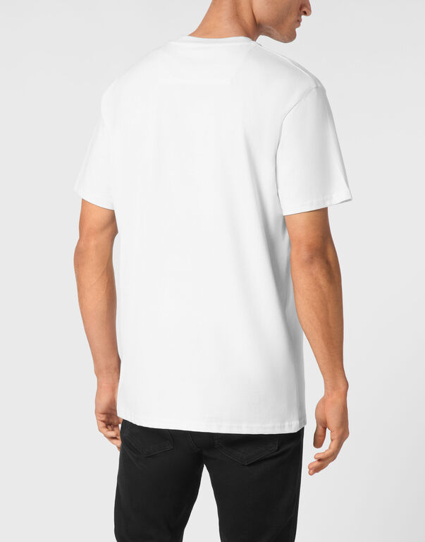 628-jerseyt-shirt-round-neck-ss-smile-white-1.jpg