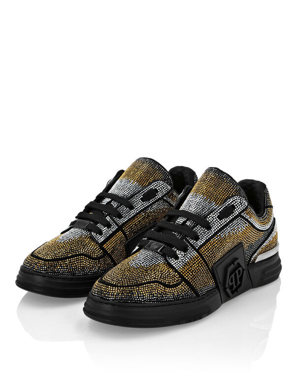 726-suede-lo-top-sneakers-strass-hexagon-brown-1.jpg